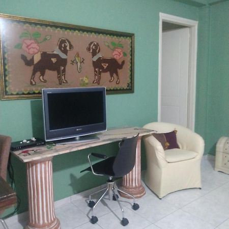 My Sunny Low Home Патра Екстериор снимка
