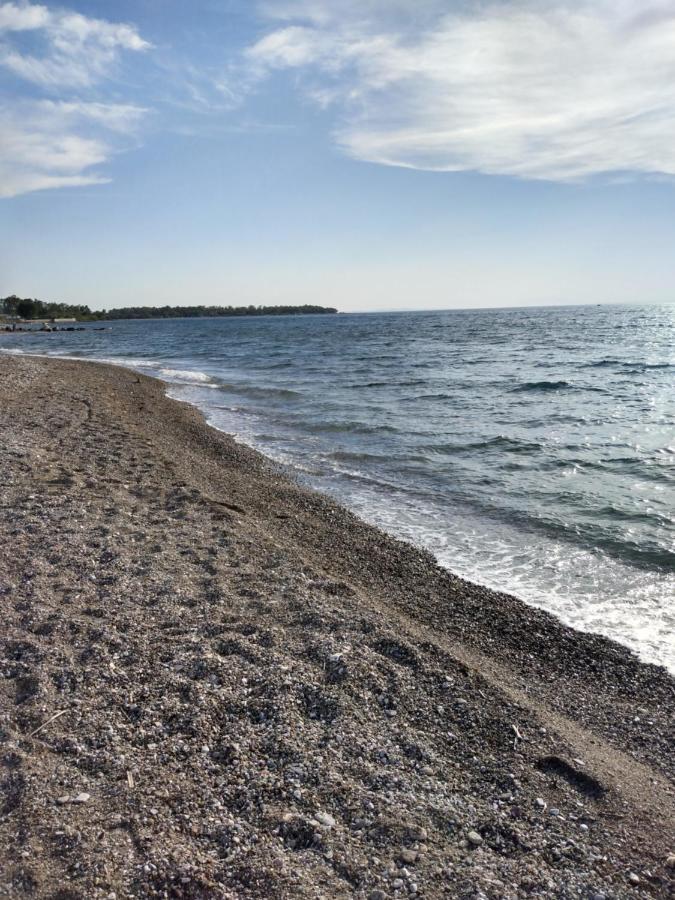 My Sunny Low Home Патра Екстериор снимка