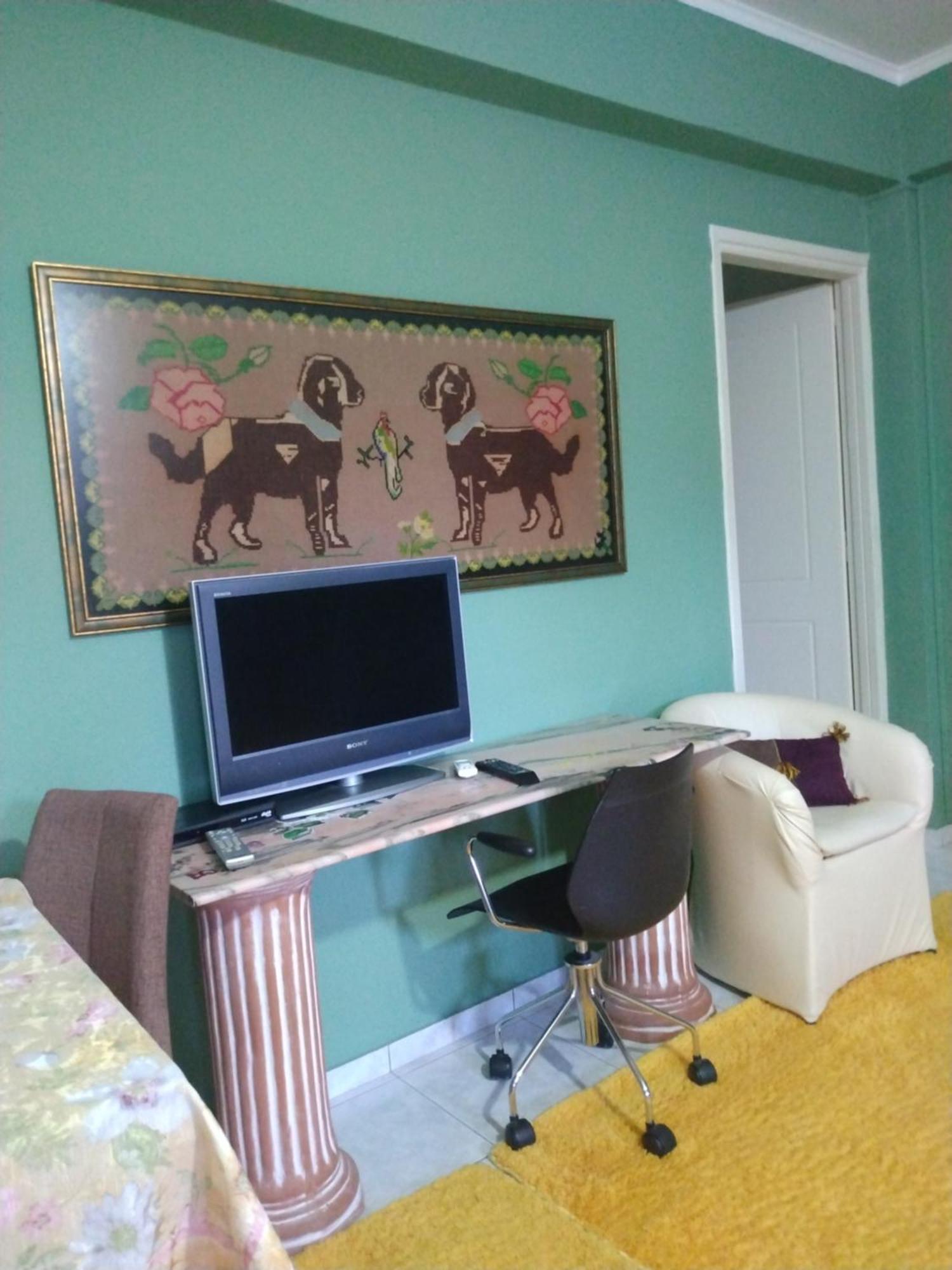 My Sunny Low Home Патра Екстериор снимка